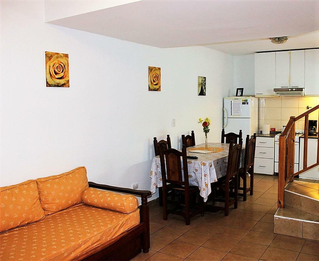 Complejo Kalifornia Apartment Pilar  Ngoại thất bức ảnh